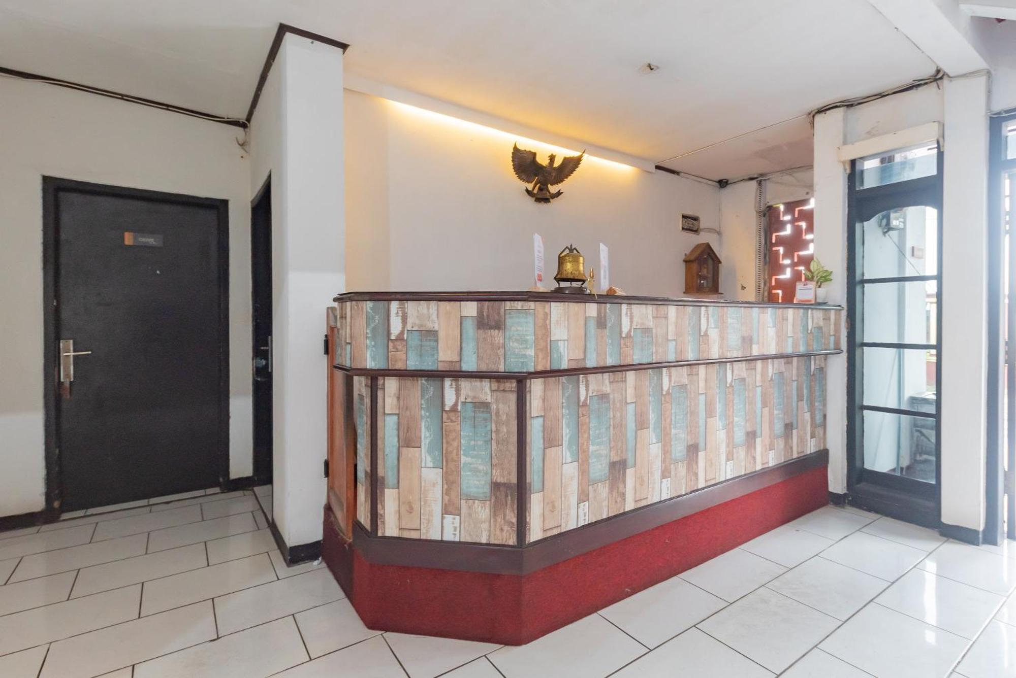 Reddoorz Near Taman Kota Lapang Merdeka Sukabumi Buitenkant foto
